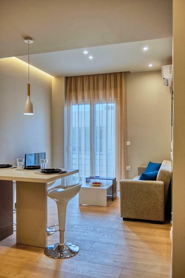 Keramikos Comfortable Apartment #1 アテネ エクステリア 写真